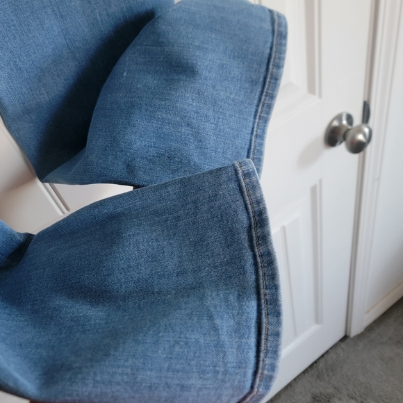 L.L. Bean Women's BeanFlex Jeans, Mid-Rise Straight-Leg size 16P - Picture 11 of 12